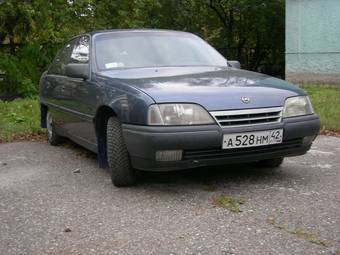 1988 Opel Omega Photos