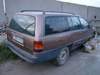 1988 Opel Omega Photos