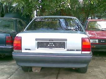 1988 Opel Omega Photos