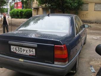 1989 Opel Omega Photos