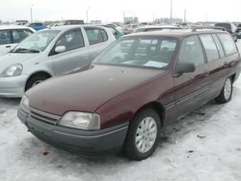 1990 Opel Omega Photos