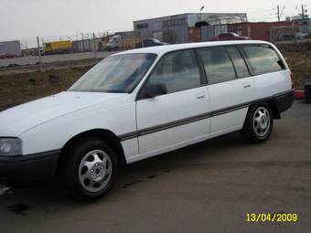 1990 Opel Omega Images