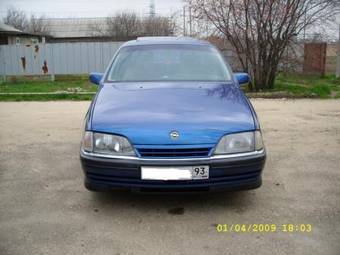 1992 Opel Omega Photos