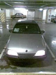 1993 Opel Omega Photos