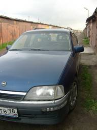 1993 Opel Omega Pictures