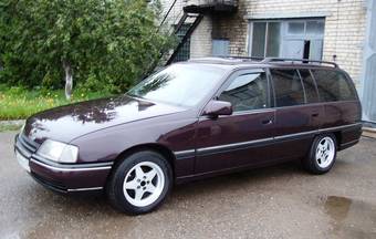 1993 Opel Omega Photos