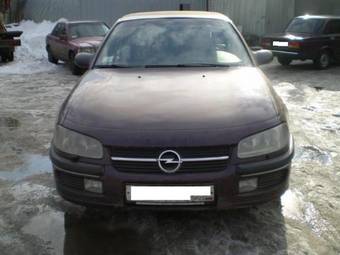 1994 Opel Omega Pictures