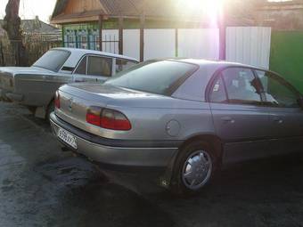 1994 Opel Omega Photos