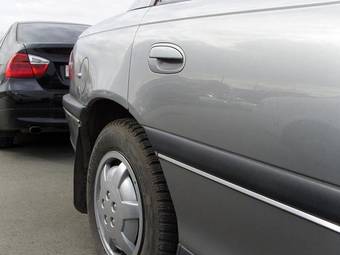 1994 Opel Omega Photos