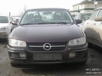 1994 Opel Omega Pictures