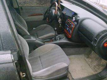 1994 Opel Omega Pictures