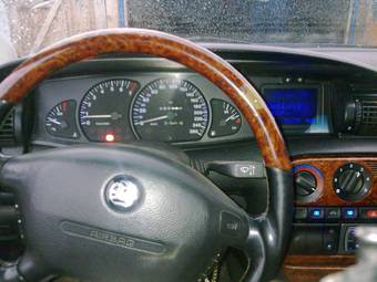 1994 Opel Omega Photos