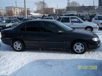 1995 Opel Omega Pictures