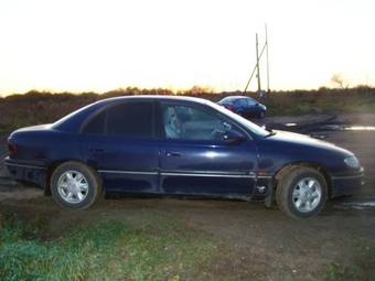 1995 Opel Omega Photos