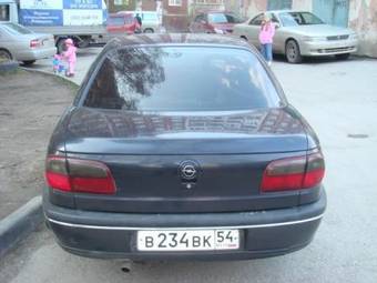 1995 Opel Omega Pictures