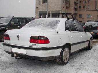 1996 Opel Omega Photos