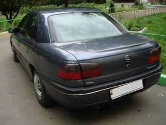 1996 Opel Omega Photos