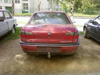 1996 Opel Omega Photos