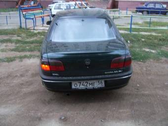 1996 Opel Omega Pictures