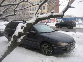 1997 Opel Omega Images