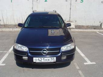 1997 Opel Omega Pictures