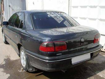 1997 Opel Omega Pictures