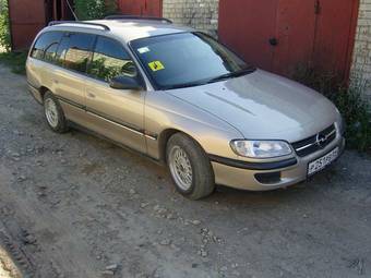 1997 Opel Omega Pictures