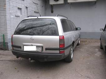1998 Opel Omega Photos