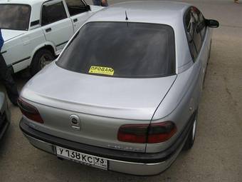 1998 Opel Omega Pictures