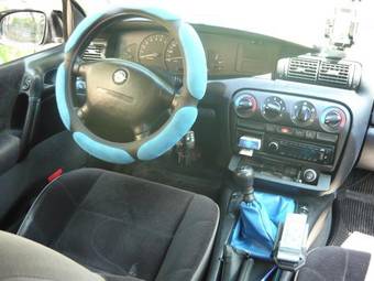 1998 Opel Omega Pictures