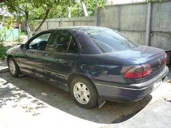 1998 Opel Omega Pictures