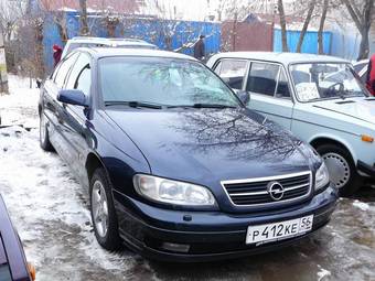 1999 Opel Omega Photos