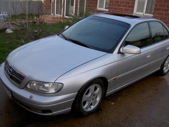 2000 Opel Omega Pictures