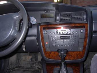 2000 Opel Omega Photos
