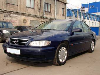 2000 Opel Omega Photos