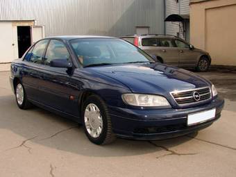 2000 Opel Omega Pictures