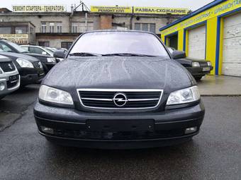 2000 Opel Omega Images