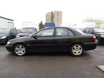 2000 Opel Omega Pics