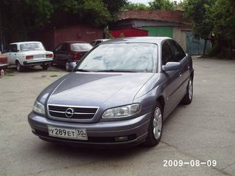 2000 Opel Omega Pictures