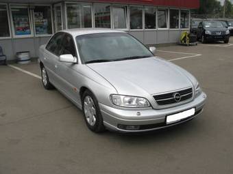 2000 Opel Omega Pictures