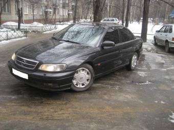 2001 Opel Omega Photos
