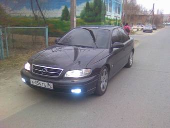 2001 Opel Omega