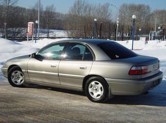 2002 Opel Omega Photos