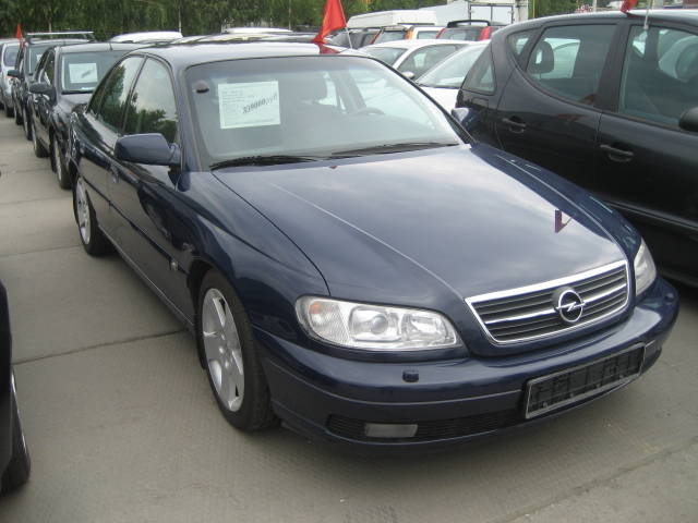 2002 Opel Omega