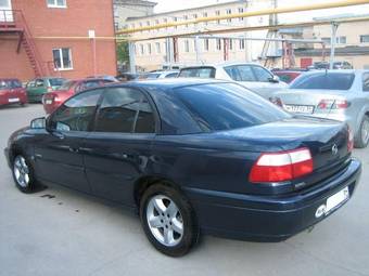 2003 Opel Omega Pictures