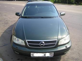 2003 Opel Omega Photos