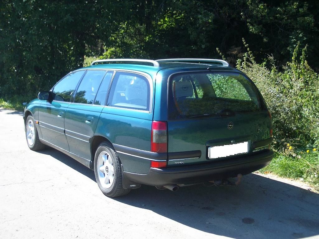 1995 Opel Omega Caravan