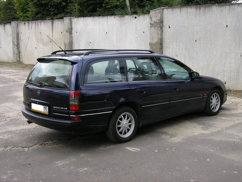 1996 Opel Omega Caravan