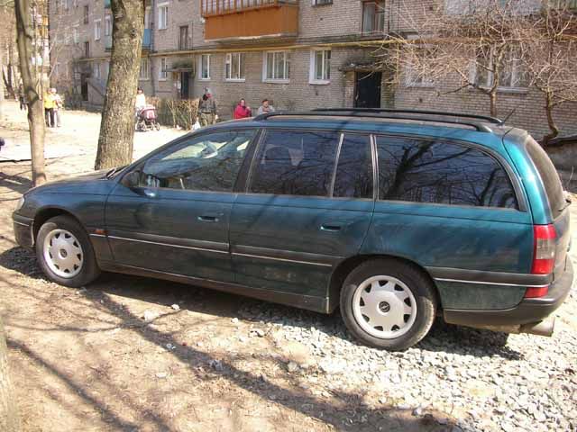 1996 Opel Omega Caravan