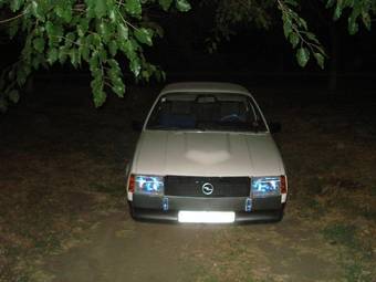 1982 Opel Rekord Pictures